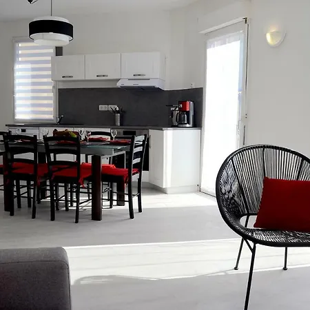 Duplex Liberté Plein Centre Apartamento