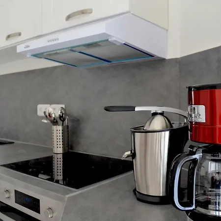 Duplex Liberté Plein Centre Saint-Raphaël