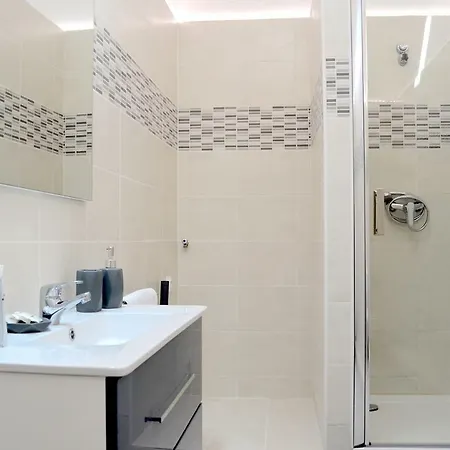 Duplex Liberte Plein Centre شقة Saint-Raphaël